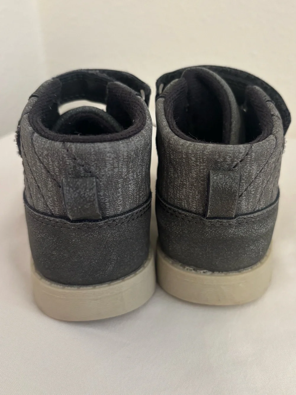 OshKosh B'gosh Boys Gray High-Top Sneakers